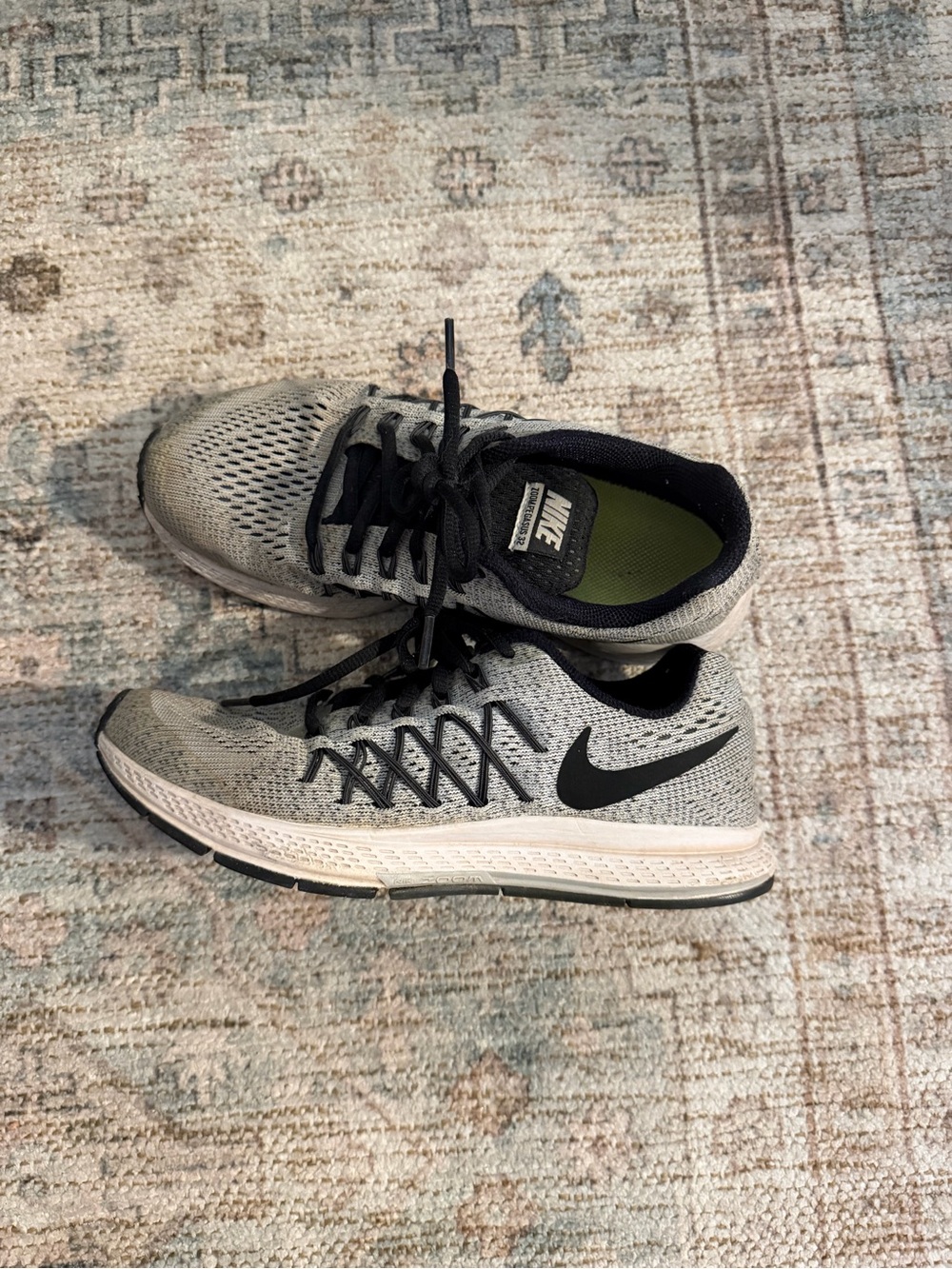 Nike tennis shoes